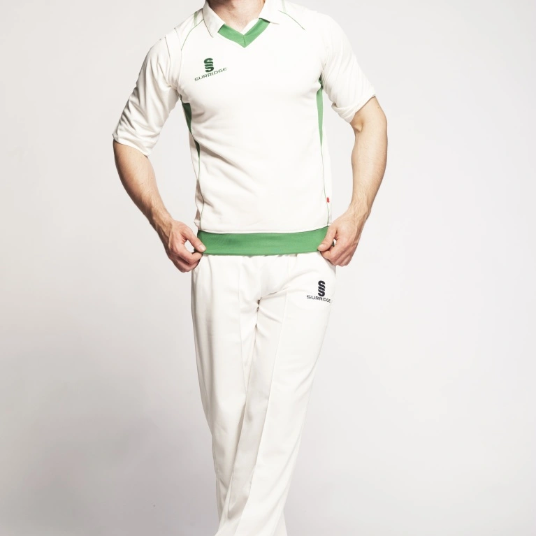 Grindleford CC - Sleeveless Sweater Green Trim